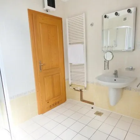 Apartman Damor 霍茨科波霍尔耶